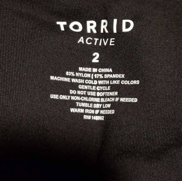 BNWT Torrid active bike short Black size 2 18/20 - Picture 3 of 7